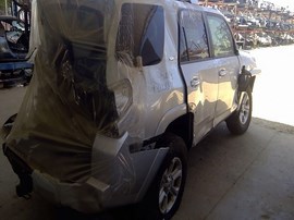 2016 TOYOTA 4RUNNER, SILVER 1F7, SR5, AT, 4WD,  Z25098